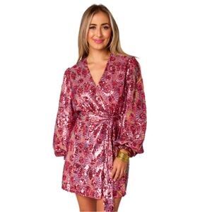 Buddy Love
BUDDY LOVE ADELINE SEQUIN WRAP DRESS